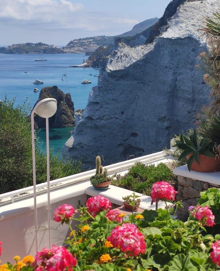 Maridea - Cave Suites Ponza Exterior foto